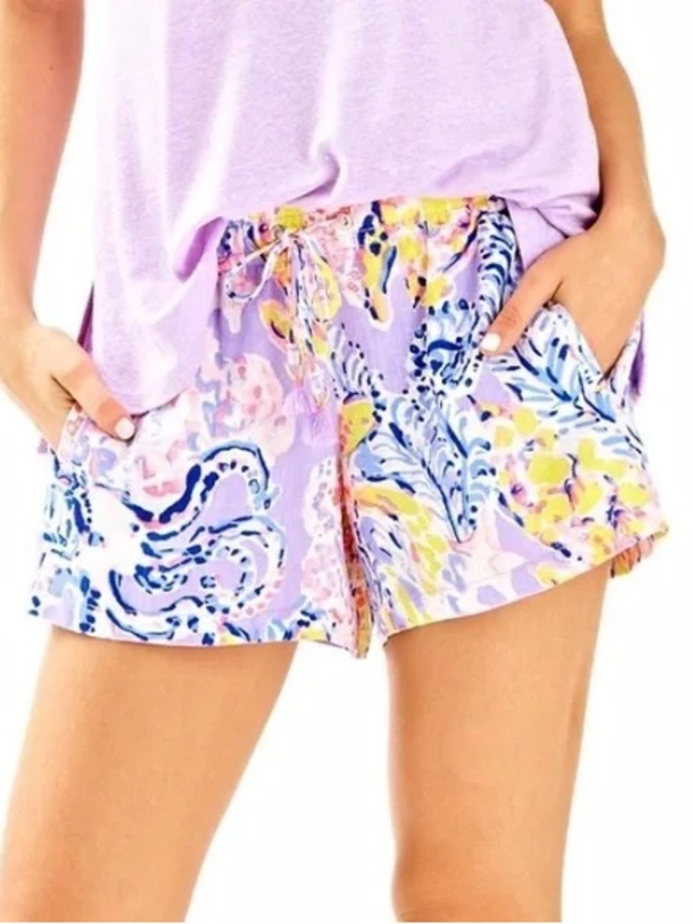 Lilly Pulitzer Baybreeze Shorts in So Snappy Size Medium